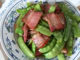 荷兰豆炒腊肉的做法[图]