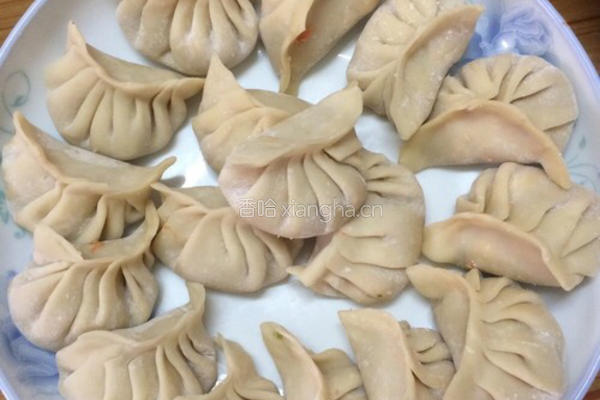 猪肉胡萝卜饺子的做法图解5