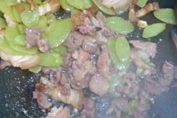 莴笋炒肉的做法图解7