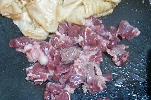 豆腐皮炒肉的做法图解6