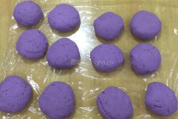 紫薯莲蓉糯米饼的做法图解5