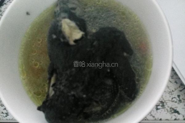 枸杞乌鸡汤的做法图解5