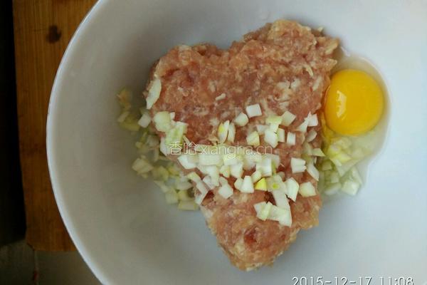 花样藕肉饼的做法图解3