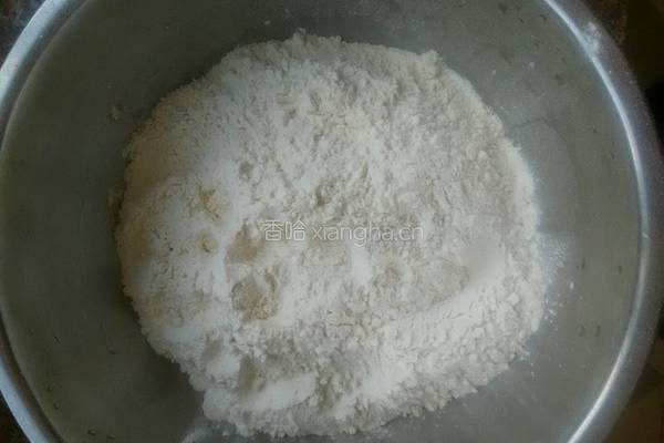 香菜猪肉饺子的做法图解2