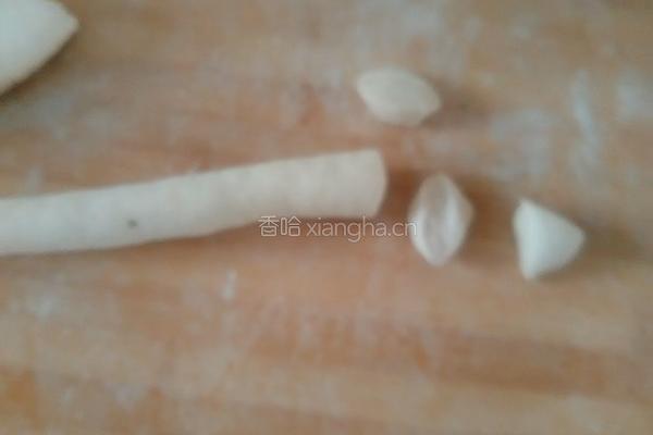 香菜猪肉饺子的做法图解5