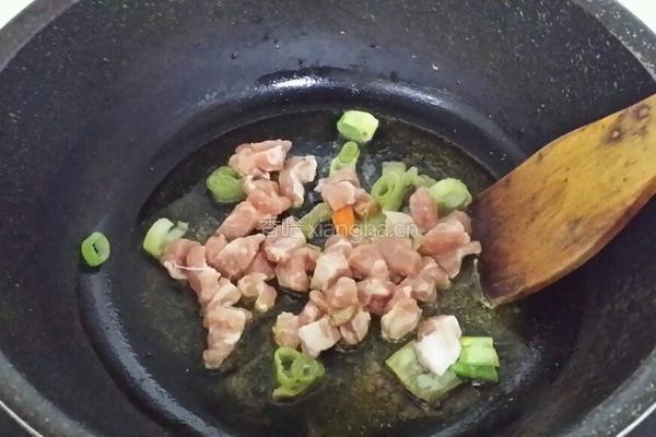 菜花炒西红柿的做法图解2