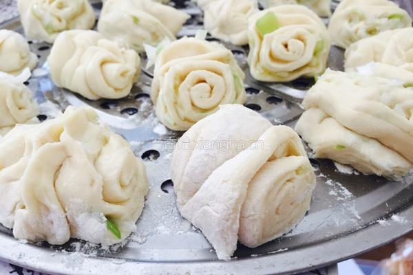 葱香花卷的做法图解11
