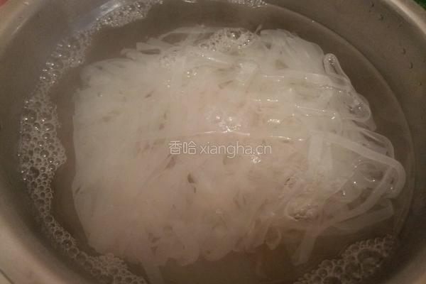 炒河粉的做法图解2