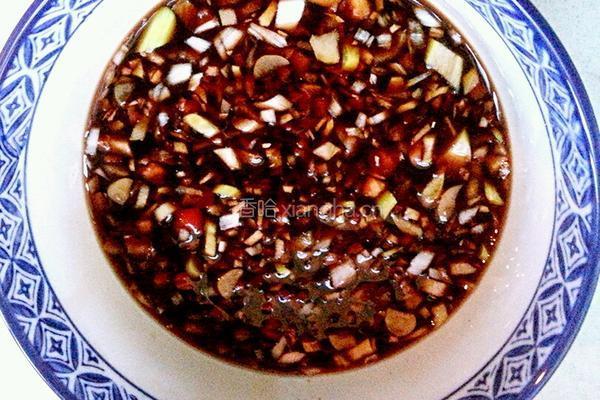 响油黄瓜卷的做法图解3