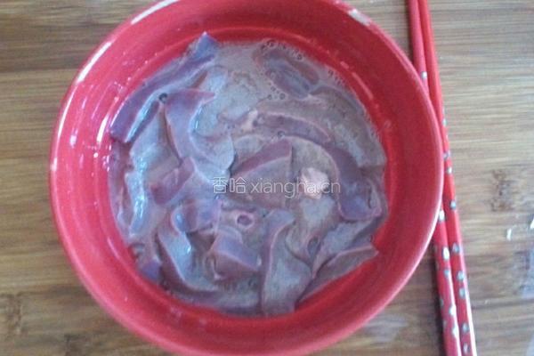 黄瓜拌猪肝的做法图解2