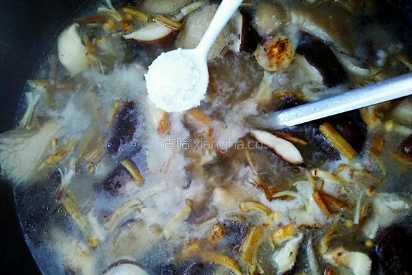 菌菇肉片汤的做法图解13