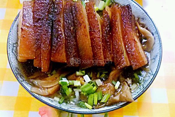 平菇扣肉