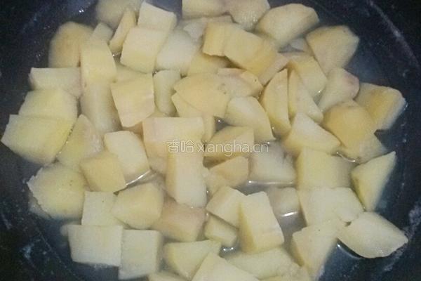 土豆焖排骨的做法图解8