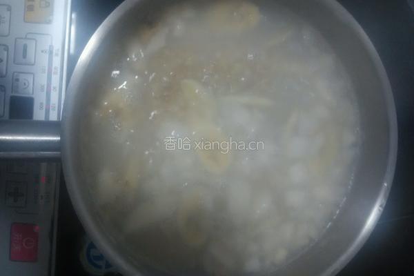 香蕉燕麦粥的做法图解3