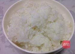 蛋炒饭的做法图解1