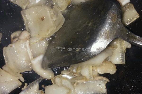 胡萝卜炒肉的做法图解2