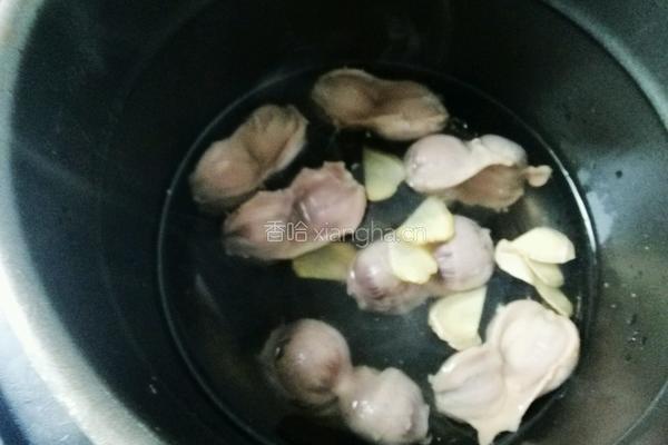 麻香鸭胗的做法图解2