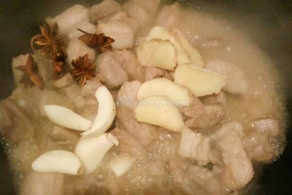 草菇红烧肉的做法图解9