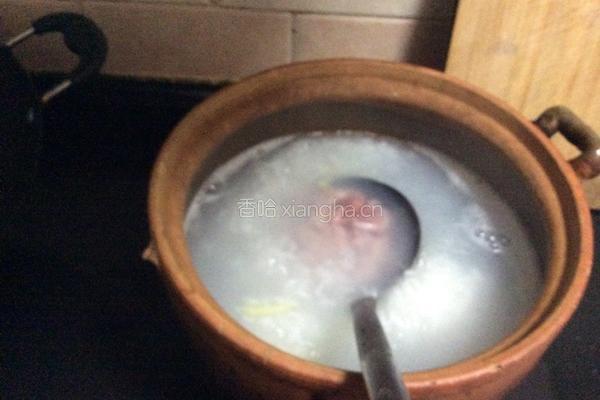 皮蛋瘦肉粥的做法图解4