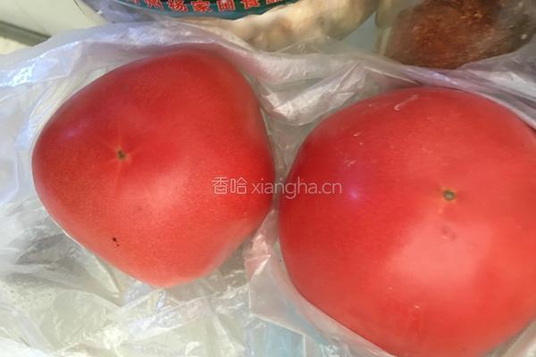 番茄鸡蛋面的做法图解1