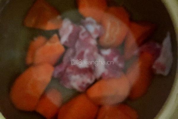 山药胡萝卜排骨汤的做法图解2