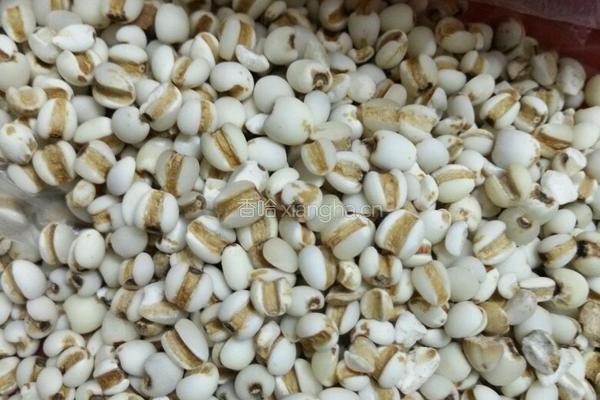 薏米红豆糖水的做法图解1