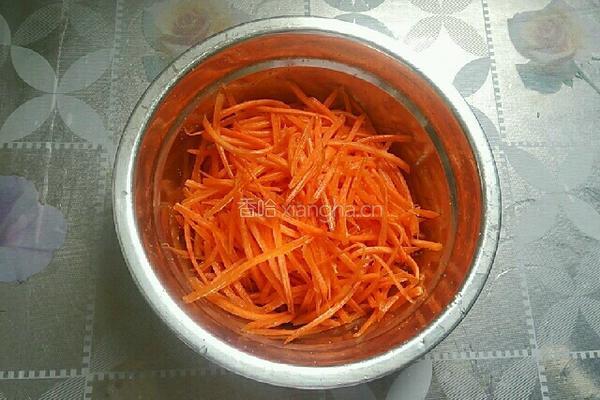 煎饺(胡萝卜芹菜猪肉馅)的做法图解5