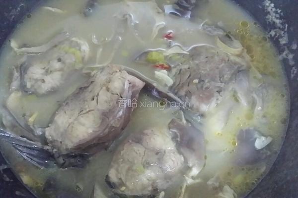 鲤鱼汤的做法图解4