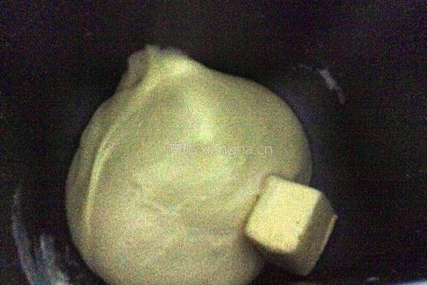 圣诞花环面包的做法图解4