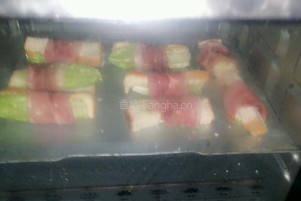 培根生菜烤面包的做法图解5