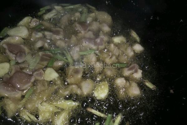 肉丁炒豌豆的做法图解6