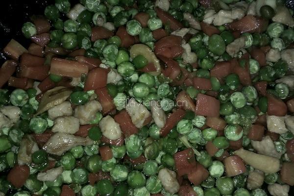 肉丁炒豌豆的做法图解8