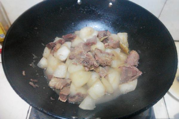 牛肉焖萝卜的做法图解9