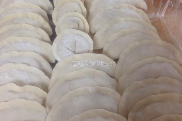 香菇白菜饺的做法图解19