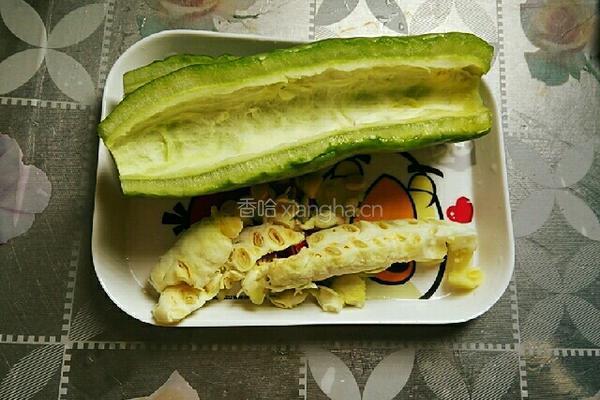 苦瓜煎蛋的做法图解2