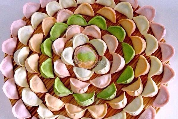 肉三鲜五彩饺子的做法图解8