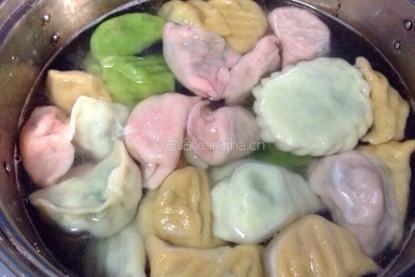 肉三鲜五彩饺子的做法图解9