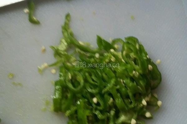 炝拌双丝的做法图解2