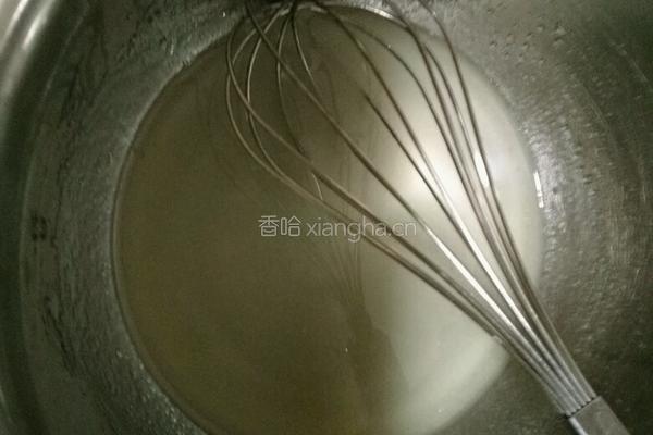 香蕉戚风蛋糕的做法图解2