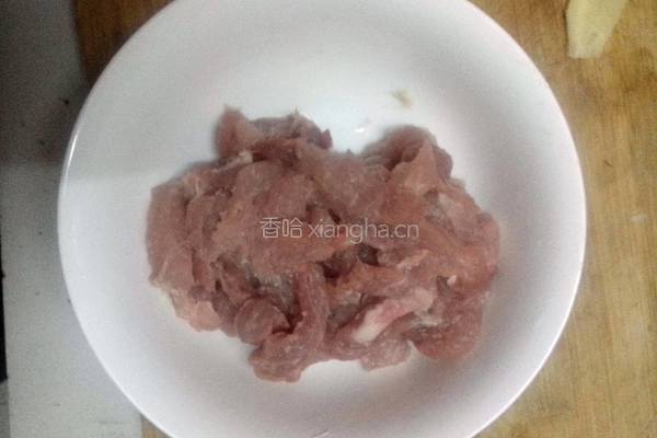 芹菜炒肉丝的做法图解4