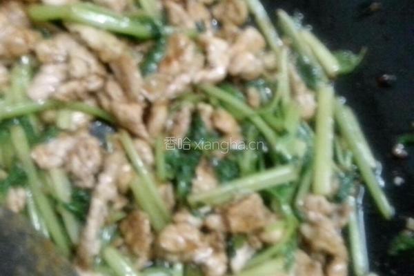 芹菜炒肉丝的做法图解8
