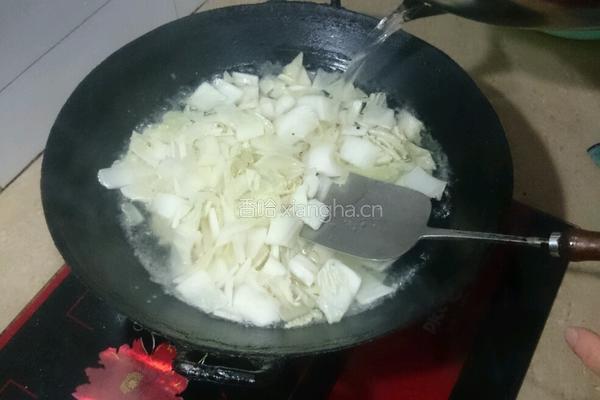 白菜鱼丸汤的做法图解4