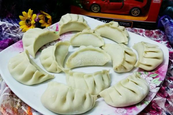 蛋煎西葫芦饺的做法图解4