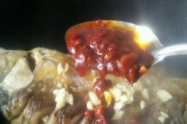 香辣红烧鲫鱼的做法图解4