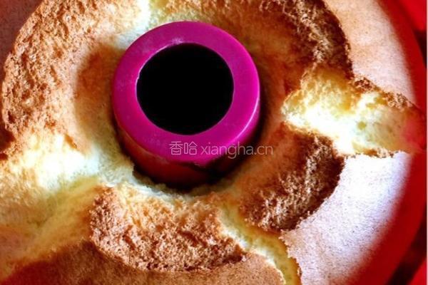 中空戚风蛋糕的做法图解9