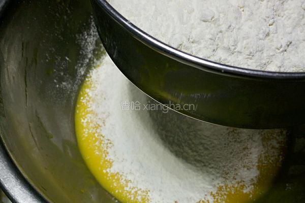 蓝莓奶油蛋卷的做法图解5