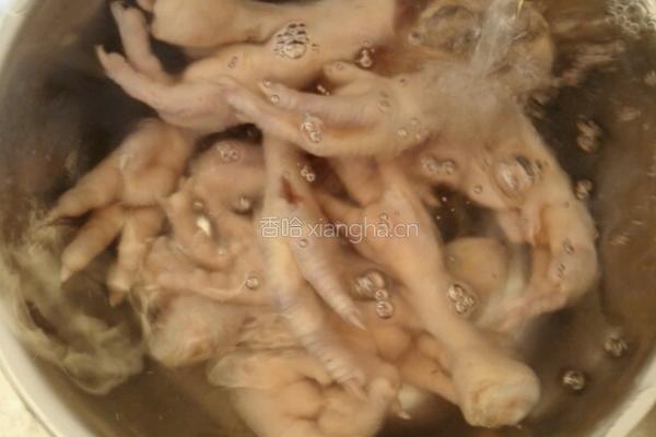 泡椒鸡爪的做法图解4