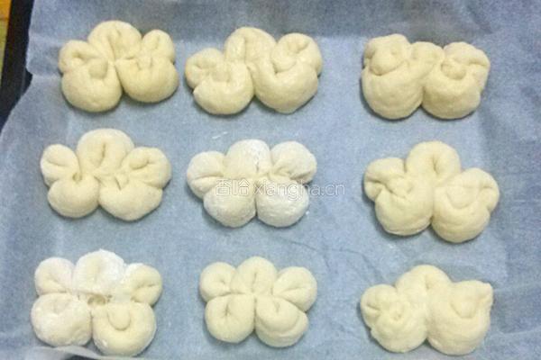 花样小面包的做法图解15