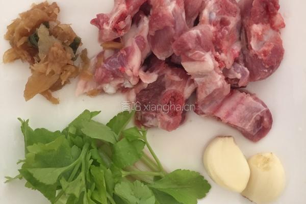 生抽煮排骨的做法图解1