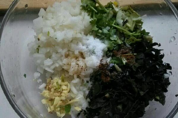南瓜素馅蒸饺的做法图解4